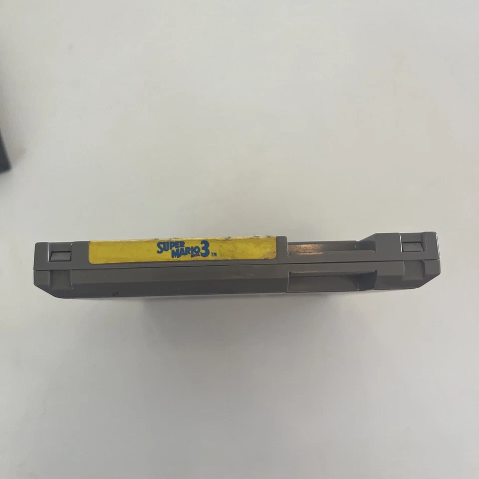 Super Mario Bros 3 (NES Nintendo Entertainment System) With Slipcase - Image 4 of 4