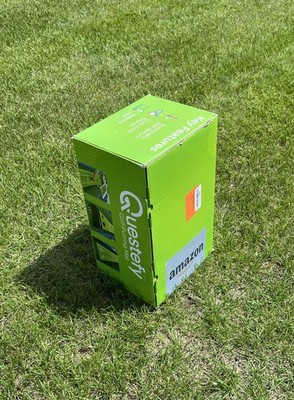 New in Box ''Questefy'' Putting Surface / Golf Game **LOCAL PICKUP LISTING ONLY**