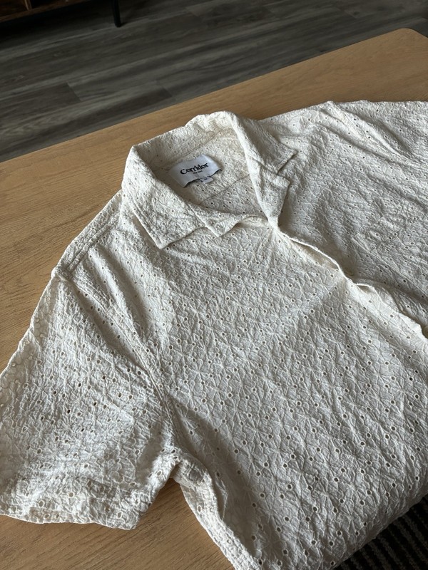 Corridor Men's White Eyelet Cotton Woven Short Sleeve Button-Up Shirt Size M