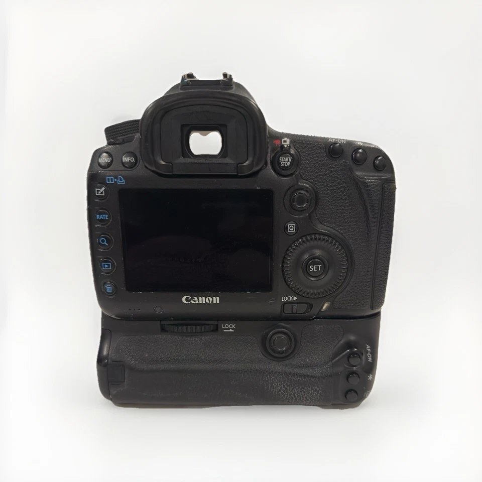 Canon EOS 5D Mark III 22.3 MP Digital SLR Camera - Black (Body Only) - Image 3 of 4