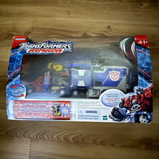 Hasbro Transformers Armada Optimus Prime w/ Sparkplug Mini-Con, Lights/Sounds