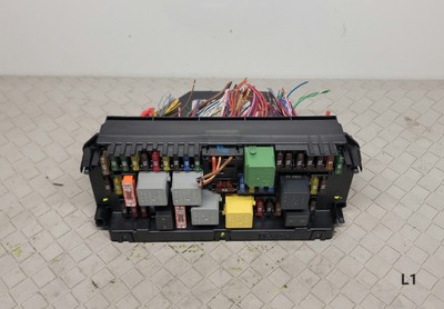 10-20 Mercedes W207 E350 C250 GLK350 Front SAM Module Relay Fuse Box 2129003925
