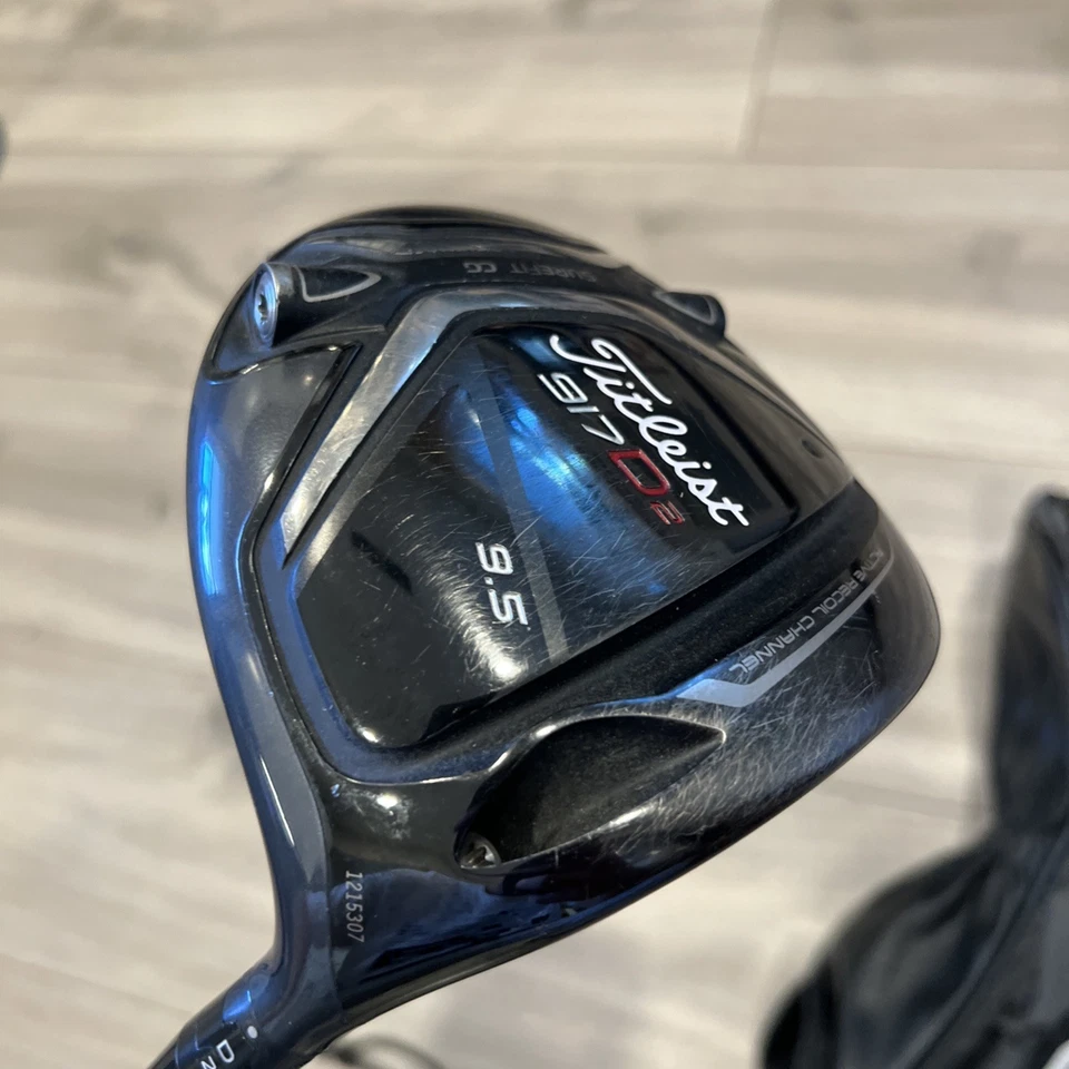 Titleist 917D2 9,5° Driver R Flex Diamana S+ 60 con copricapo (marciume secco) Surefit - Immagine 3 di 4