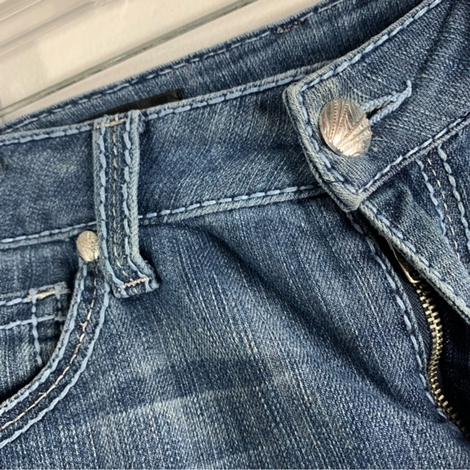 Cache Contour Collection Jeans - Zippered Back Po… - image 8