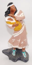 VINTAGE PROVINCIAL MOLD NATIVE AMERICAN INDIAN WOMAN WITH BABY CHILD FIGURINE