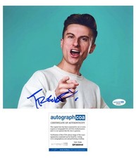 Trevor Wallace "Pterodactyl" Comedian AUTOGRAPH Signed 8x10 Photo B ACOA