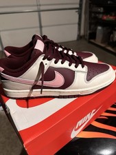 nike dunk low Valentine  s Day