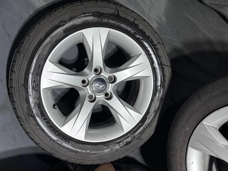 Original Hyundai i40 16 Zoll Alufelgen mit Sommerrädern 52910-3Z100 Silber - Bild 4 von 4