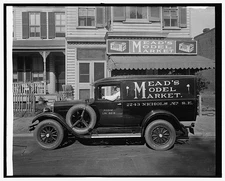 Photo:Semmes Motor Co., Washington, D.C., Meade truck