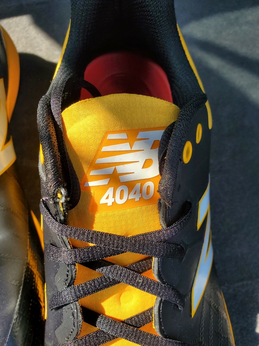 New Balance Men display picture 1