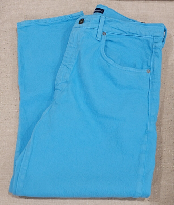 Levis Made and Crafted Barrel Crop Women's Jeans Size 30X24 Blue