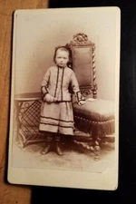 little girl with toy chair/CDV Th. Wode company Hans Stix Giessen
