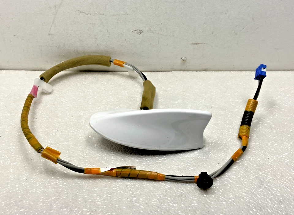 13-15 Lexus GS350 GS450h крыша акулы плавник радио антенна белый PO25 - Изображение 2 из 4