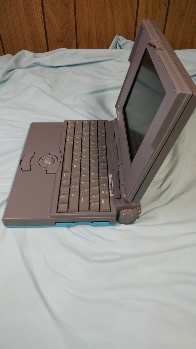 Apple Macintosh PowerBook 180c Laptop - blue bottom - very Apple Macintosh PowerBook 180c Laptop - blue bottom - very