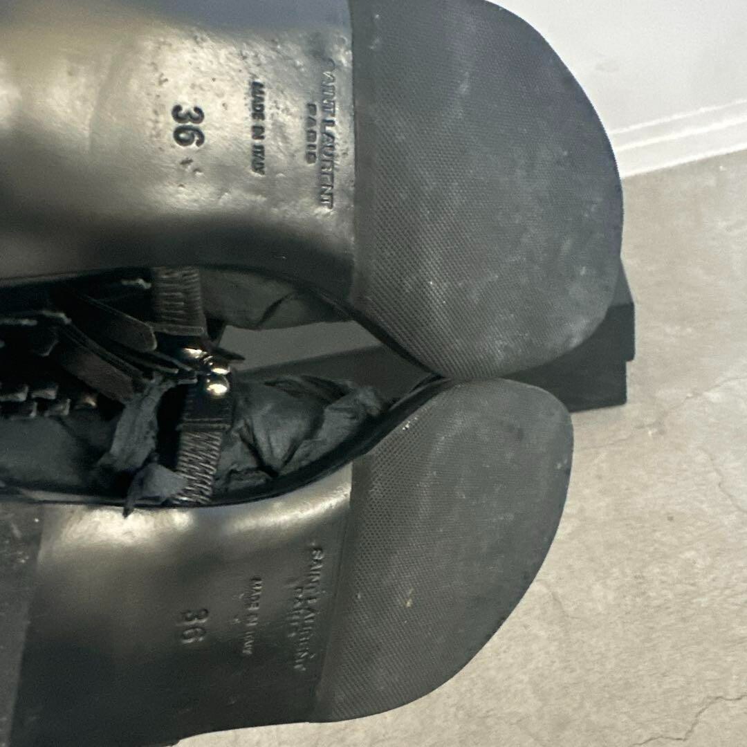 Sandali piatti gladiatore YSL Saint Laurent borchie frange pelle nera taglia 36 US6