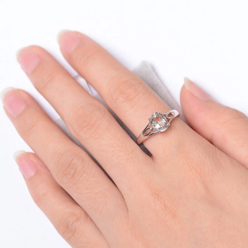 Green amethyst ring sterling silver oval cut green natural gemstone ring fo girl - Image 2 of 3