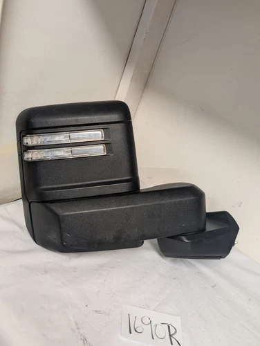 2020 2024 CHEVROLET 1500 RIGHT PASSENGER MANUAL FOLD Tow MIRROR RH 84994416 OEM
