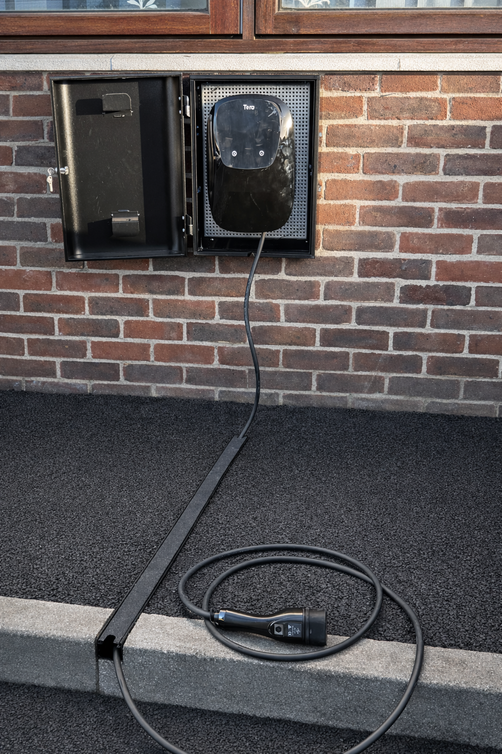 Lockable EV Charger Enclosure Steel, Weatherproof, Cable Management ...