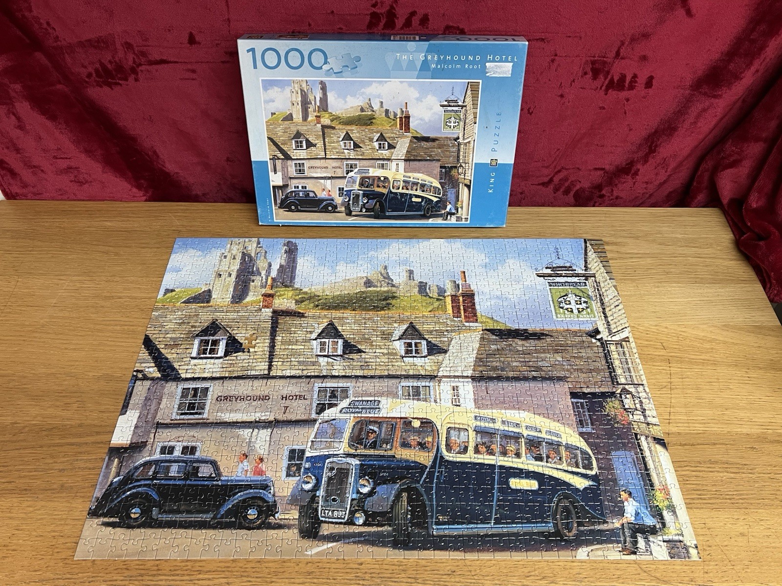 The Greyhound Hotel by Malcolm Root King Jigsaw 1000 Piece