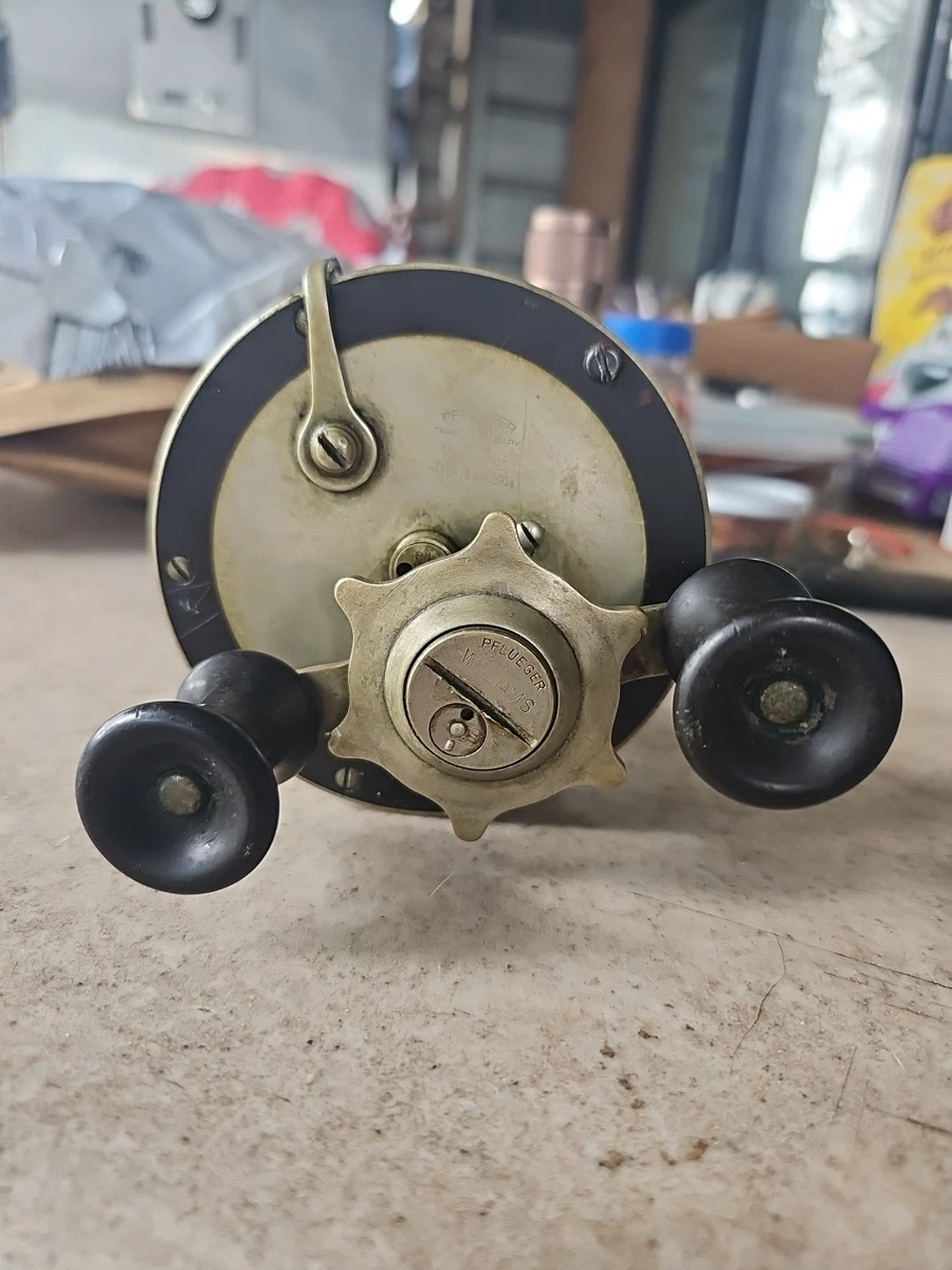 Moulinet Pflueger Taxie Vintage – USA – Pêche En Mer – Très Ancien (25796)