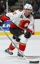 Stephane Yelle Calgary Flames skates v the New Jersey Devils- Ice Hockey Photo 1