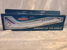 Sky Marks US Airways B777-200 1/200 SKR223