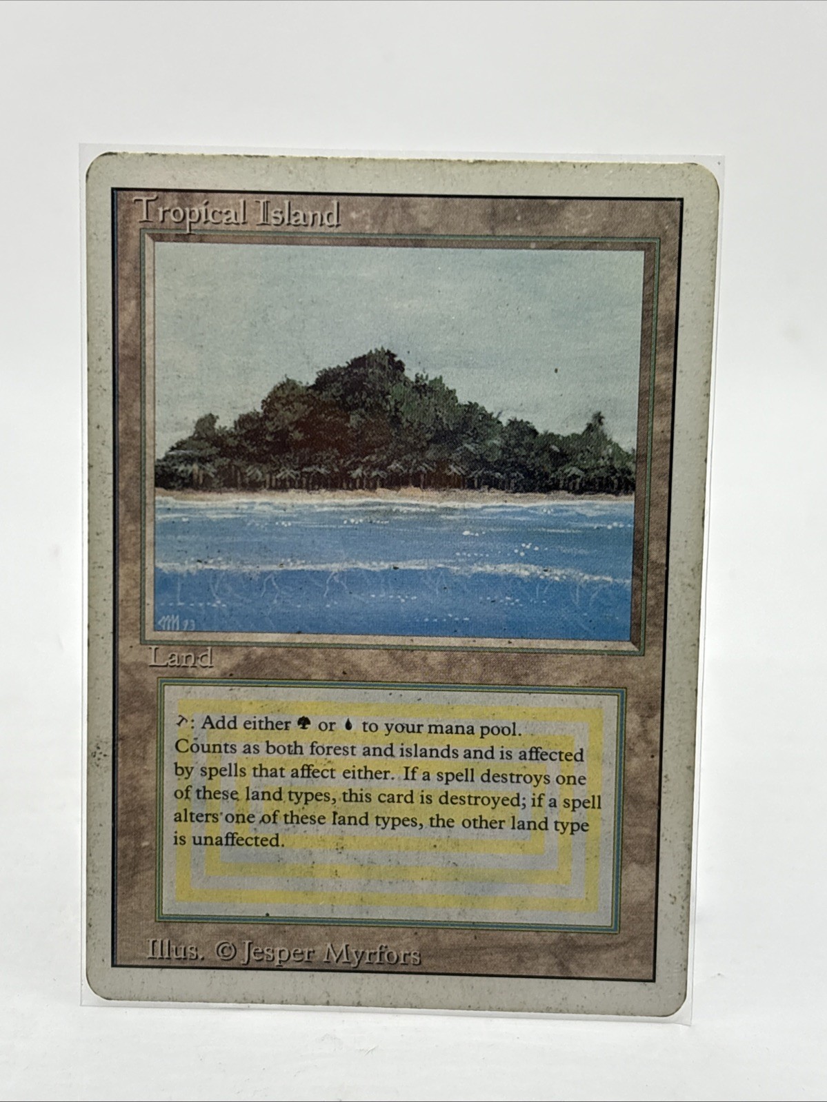Tropical Island  - MTG  - Revised Edition 1994 MP/HP Vintage Card