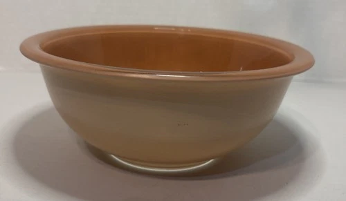 Pyrex Nesting Glass 323 Mixing Bowl 1.5L Peach Clear Bottom Corning 22 USA EUC