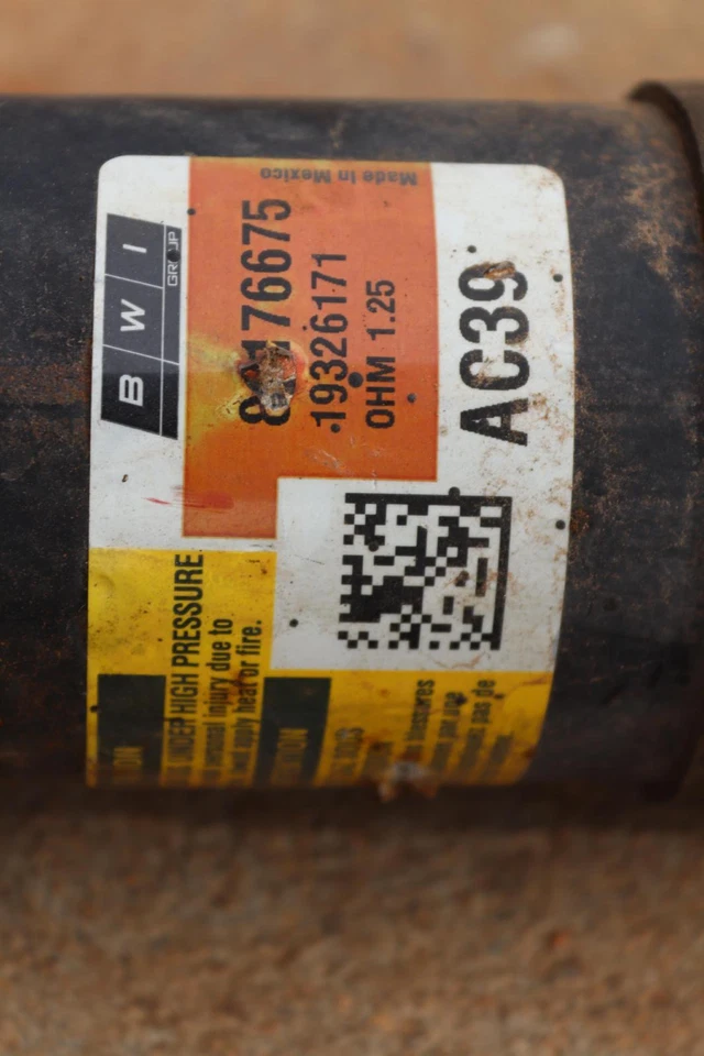 GMC YUKON XL 1500 2011-2014 4X4 AMORTIGUADOR TRASERO PUNTAL NIVELADOR OEM Foto 2 de 4