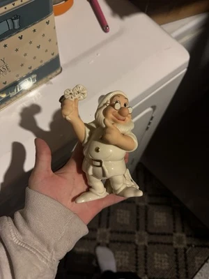 Lenox Snow White & The Seven Dwarfs Doc Figurine Disney Showcase Serenade - Image 1 of 3