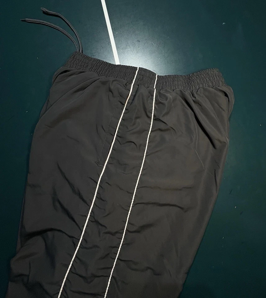 Pantalones de chándal vintage para hombre grandes grises a rayas Y2K holgados cortavientos años 90 patinador Foto 4 de 4