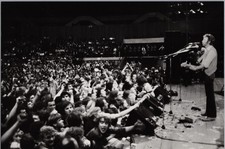 A02 A0216 – Eric Clapton Live in Katowice, Poland, 1987 Music Star