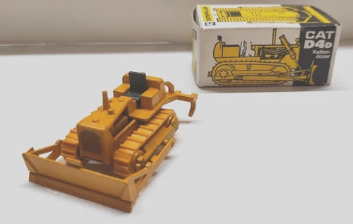 Caterpillar Cat D4D Dozer with Ripper #120 NZG 1:87 Diecast Model W Germany