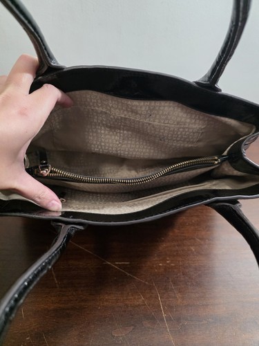 Sac fourre-tout Kate Spade New York Elena Knightsbridge cuir verni noir en relief croco - Photo 4/8