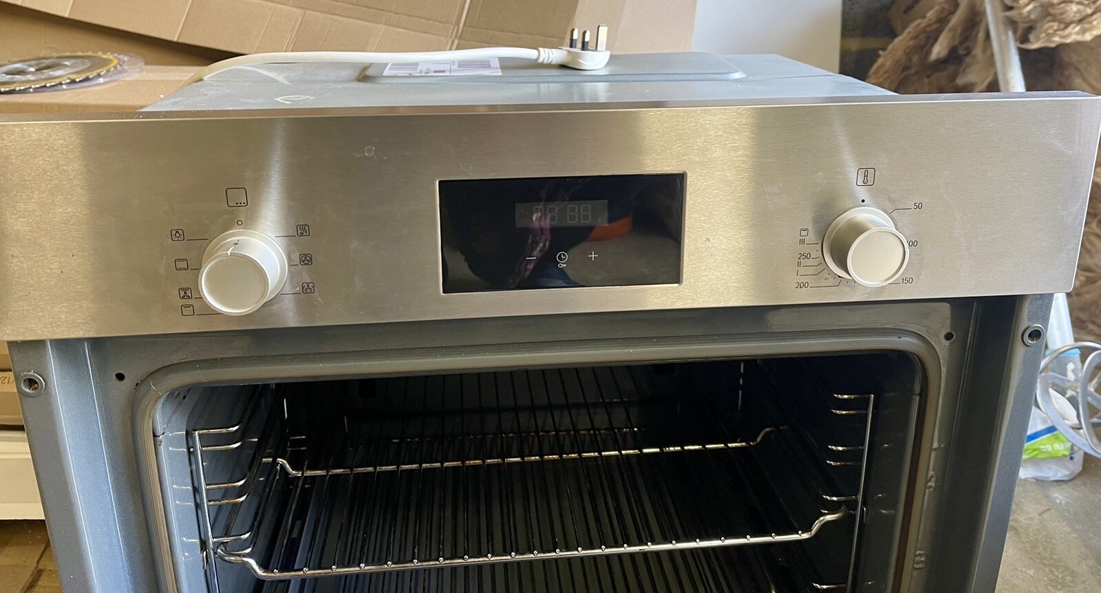 Bosch HBF113BR0B Single Oven Built In Electric 60cm Fan Stainless Steel