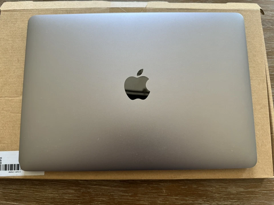 Apple MacBook 12 G3D - Image 3 of 4