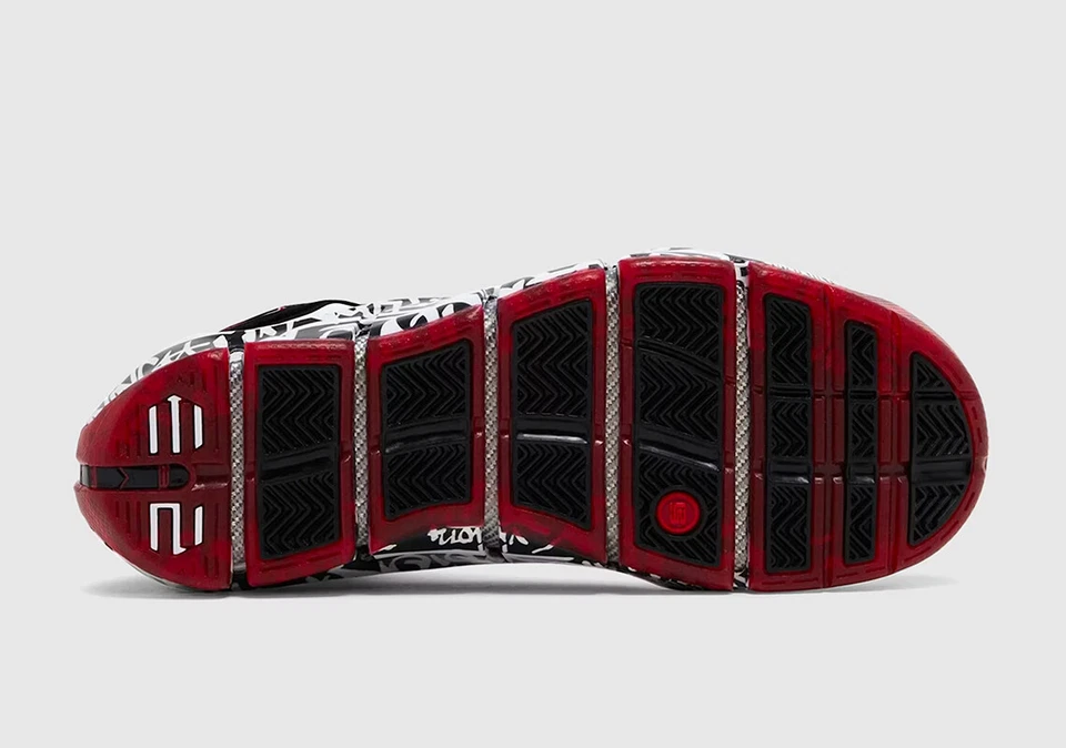 Nike Zoom LeBron IV 4 Graffiti 2023 White Red Black DJ4888-100 Men's - Image 4 of 4