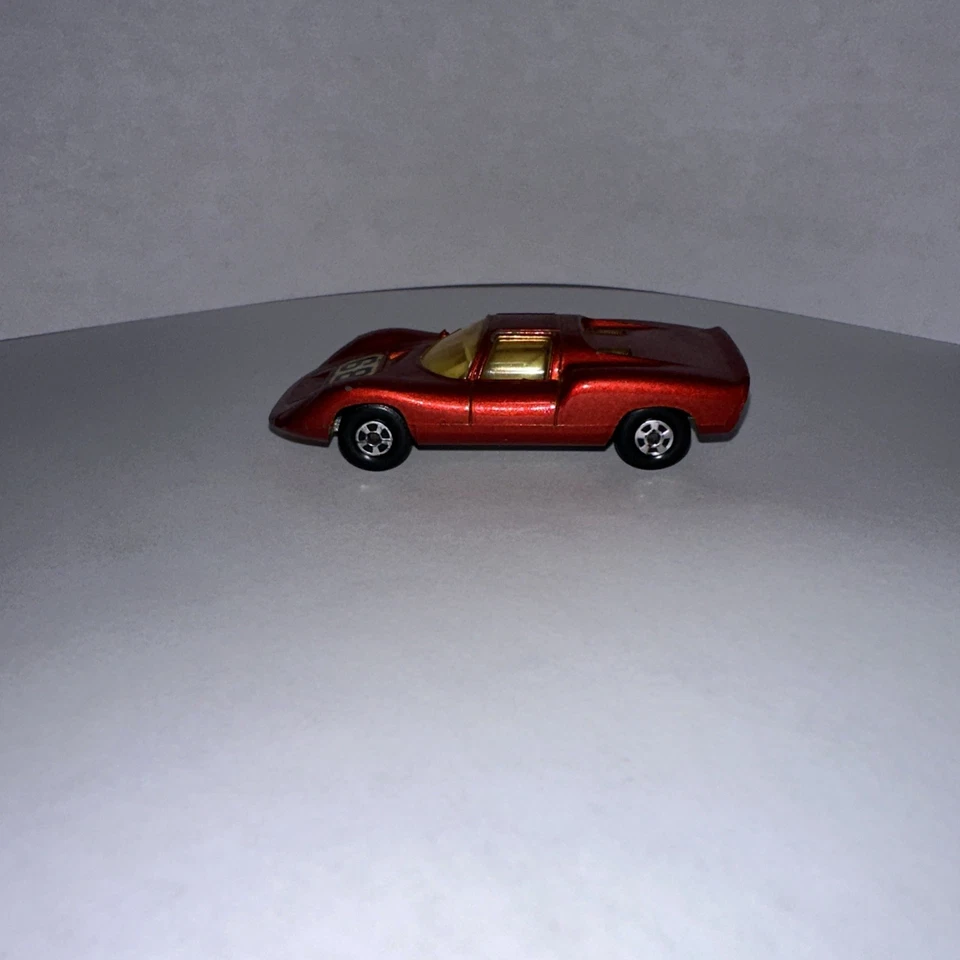 Matchbox Superfast MB68 Porsche 910 ruedas delgadas hechas en Inglaterra casi como nuevas Foto 3 de 4