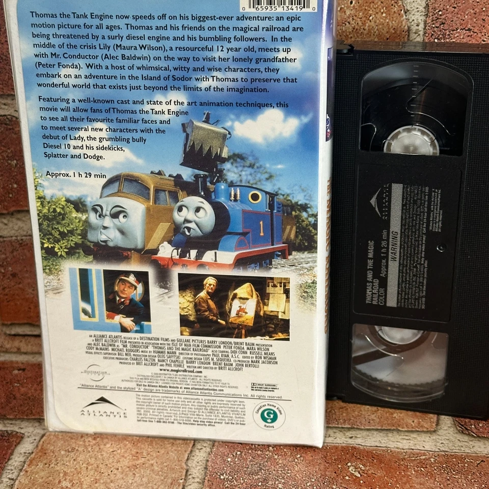 Thomas And The Magic Railroad VHS Used Peter Fonda Alec Baldwin Kids Clamshell Foto 2 de 3