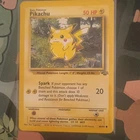 Wizards of the Coast Pikachu 60/64 Jungle Unltd Regular Common 50 HP EN 1999