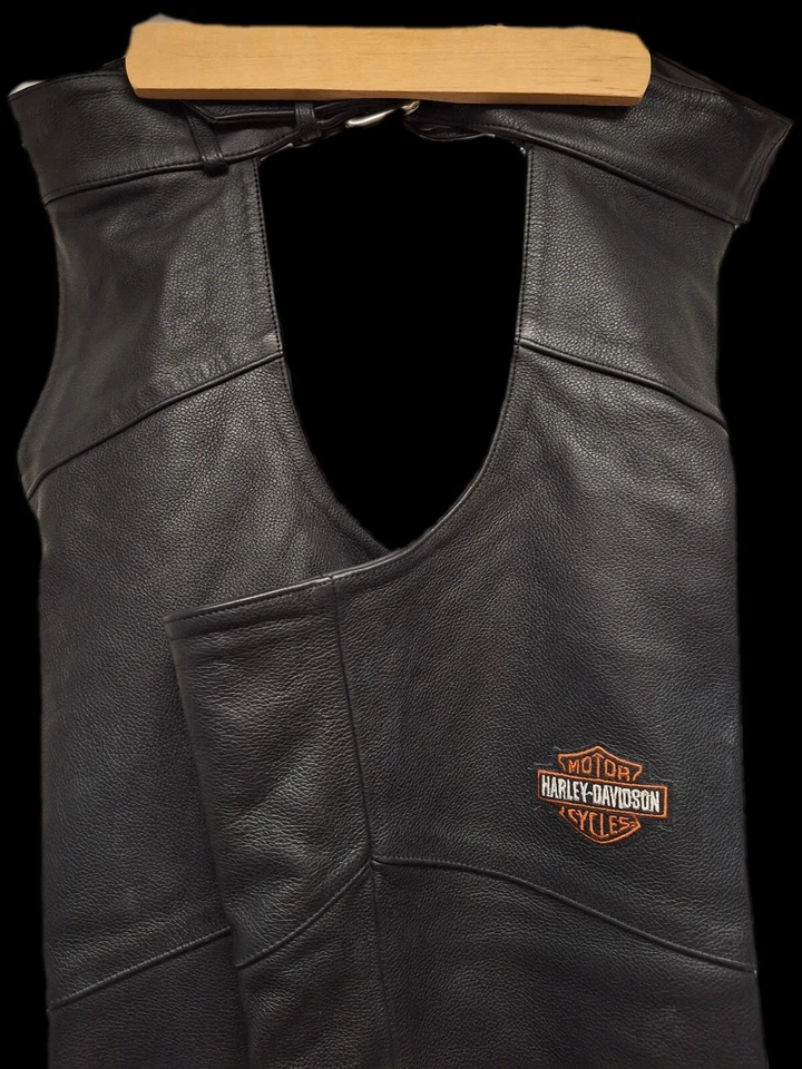 Chapas de cuero para motocicleta Harley Davidson para dama - talla XS Foto 2 de 4