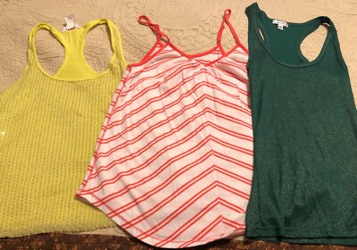 Juniors Lot of 3 Tank Tops Size Small B1