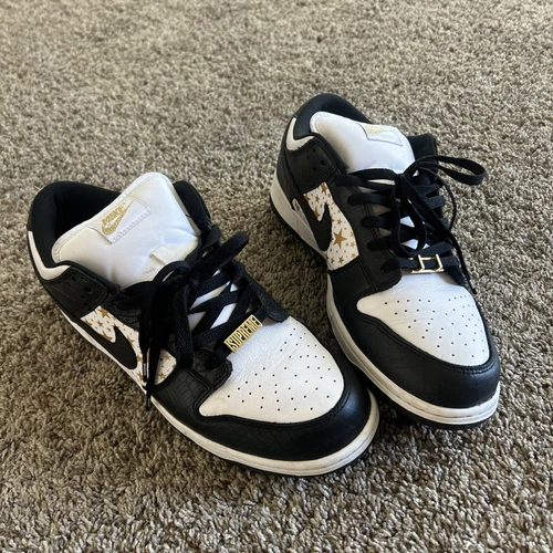 Taille 10,5 Nike SB Dunk Low Supreme Stars Noir 2021