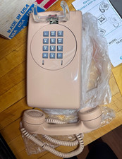 ITT Cortelco 355413 MBA 20M Beige Wall Telephone Vintage 1 Line 1994 New