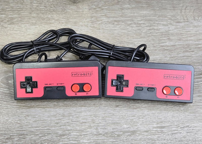 Retro-Bit NES Style Wired Controllers 2 Pack TTX Tech Red Black Gamepad