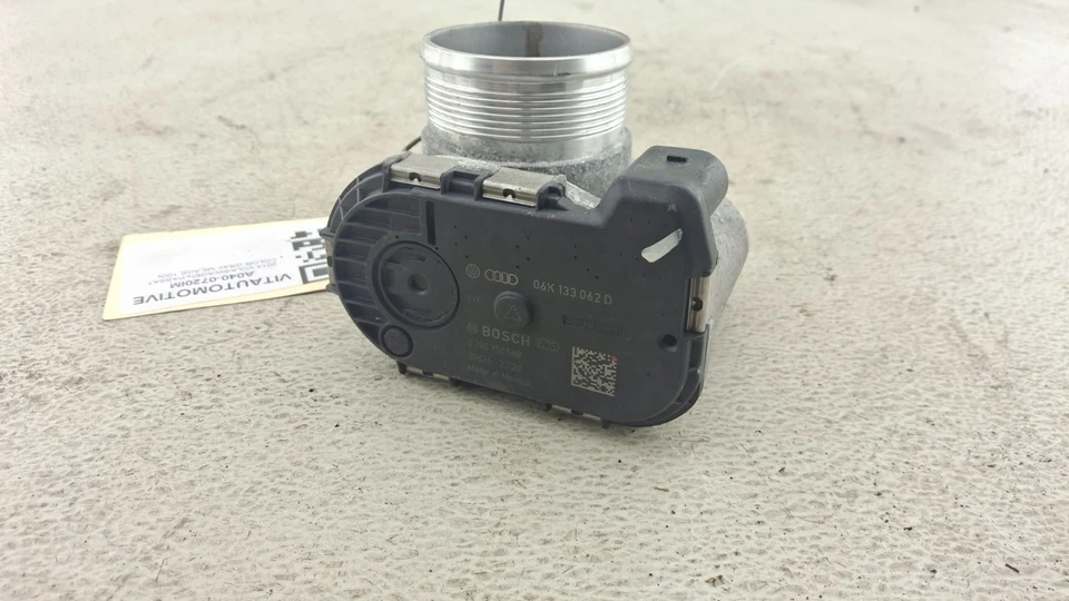 Volkswagen Passat 2012-2014 carrocería del acelerador OEM Foto 2 de 4