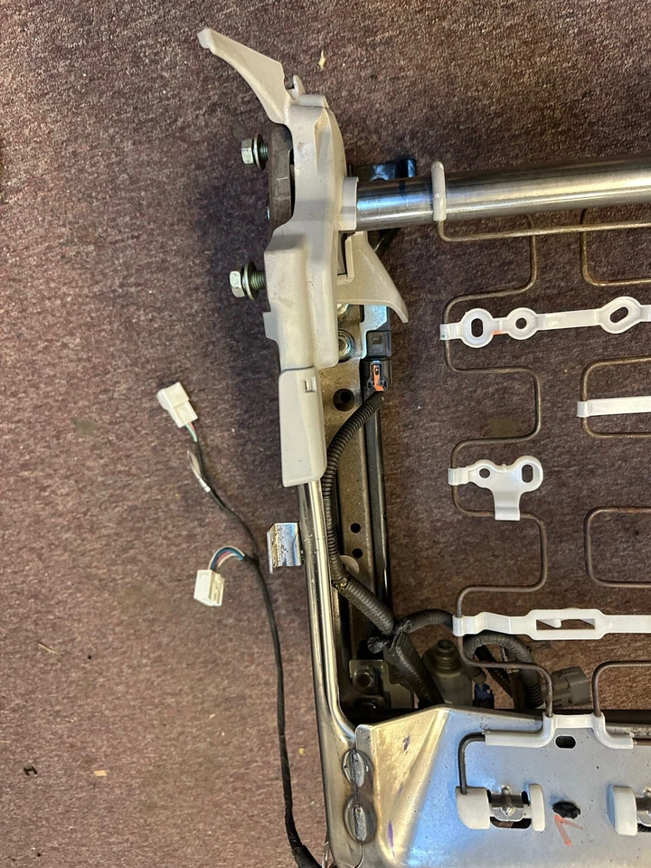 2016 TOYOTA SIENNA ПЕРЕДНЕЕ СИДЕНЬЕ XLE НИЖНЯЯ ПОДУШКА РАМА ОСНОВАНИЕ правая сторона OEM - Изображение 4 из 4