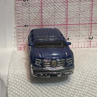 Blue Cadillac Escalade ©2003 Hot Wheels Diecast Car | eBay