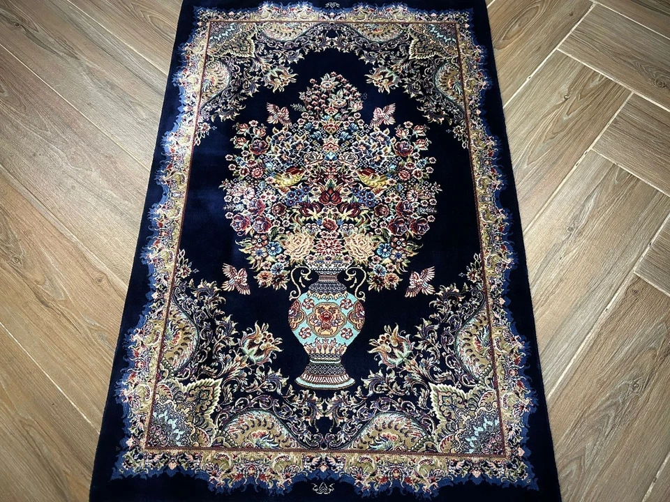 2x3 фута 100% высококачественный шелковый роскошный комнатный настенный ковер с цветочным рисунком на черную тему - Изображение 2 из 4