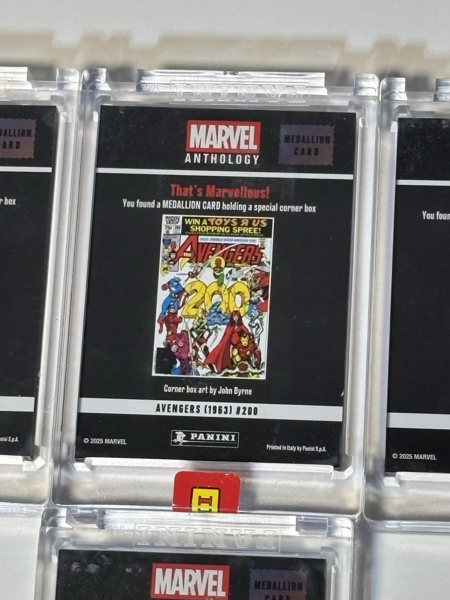 Marvel Medallion Card Lot Spider-Man Hulk X-Men Avengers Panini